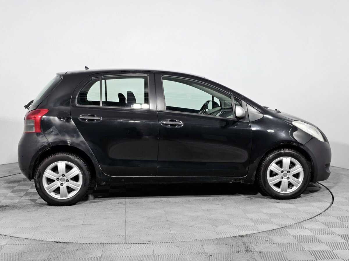 Купить Toyota Yaris с пробегом. Фото: #4