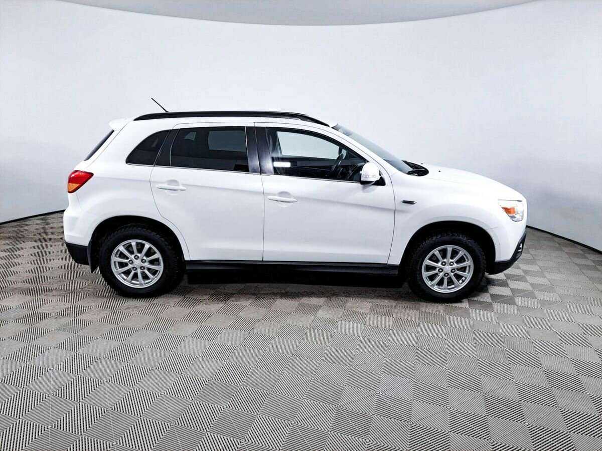 Купить Mitsubishi ASX с пробегом. Фото: #3