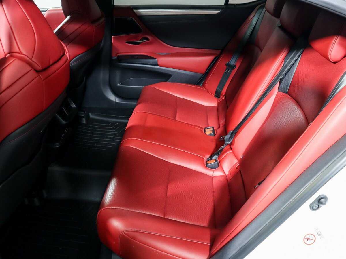 Купить Lexus ES с пробегом. Фото: #6