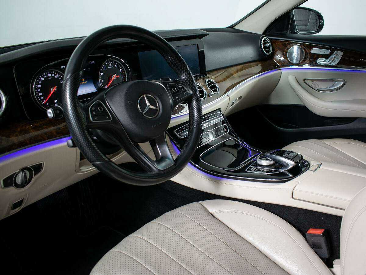 Купить Mercedes-Benz E-Класс с пробегом. Фото: #10