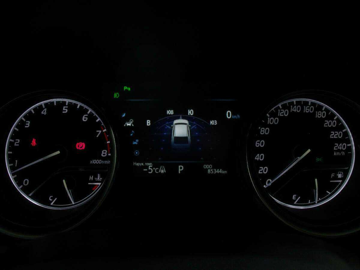 Купить Toyota Camry с пробегом. Фото: #8