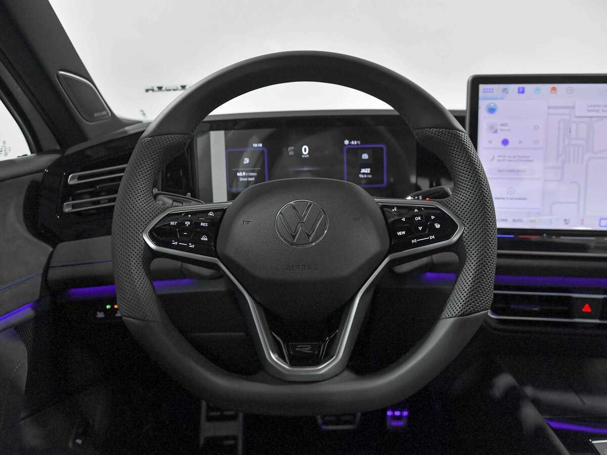 Купить Volkswagen Tiguan с пробегом. Фото: #8