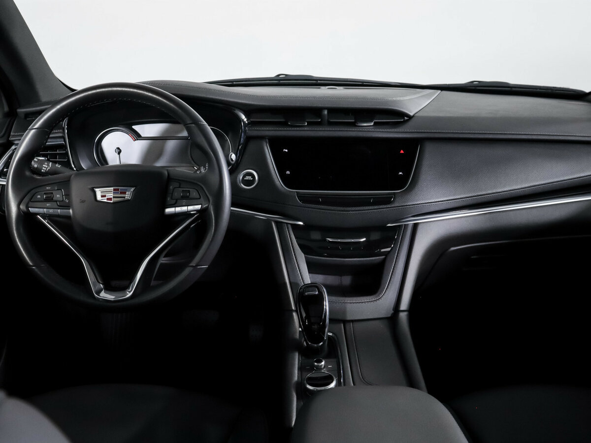 Купить Cadillac XT6 с пробегом. Фото: #8