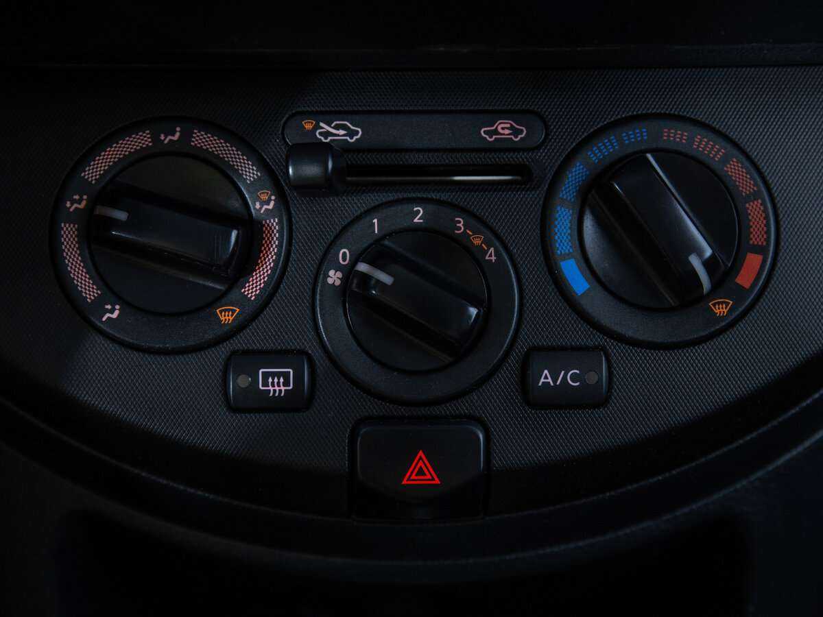 Купить Nissan Note с пробегом. Фото: #12