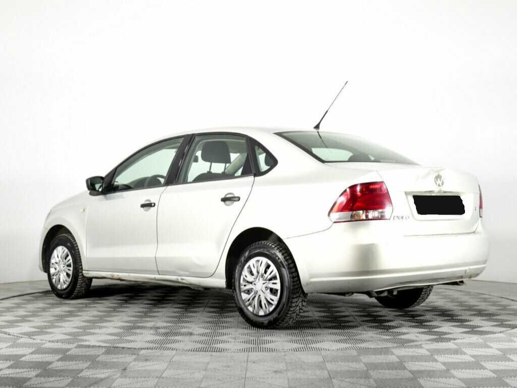 Купить Volkswagen Polo с пробегом. Фото: #6