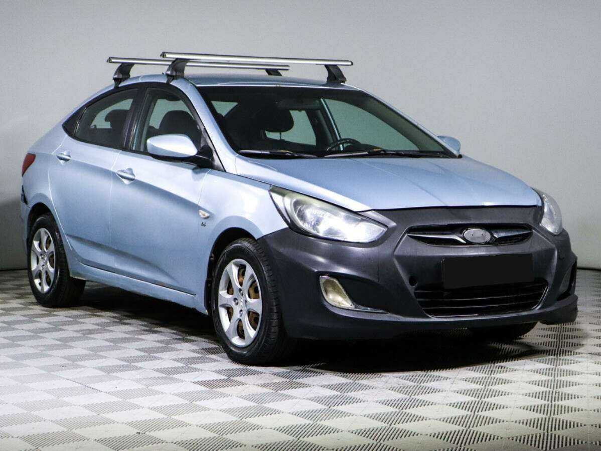 Купить Hyundai Solaris с пробегом. Фото: #2