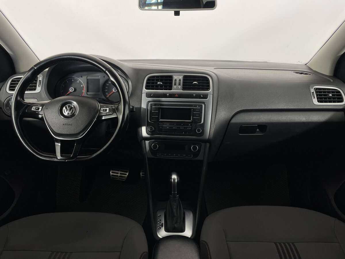 Купить Volkswagen Polo с пробегом. Фото: #7