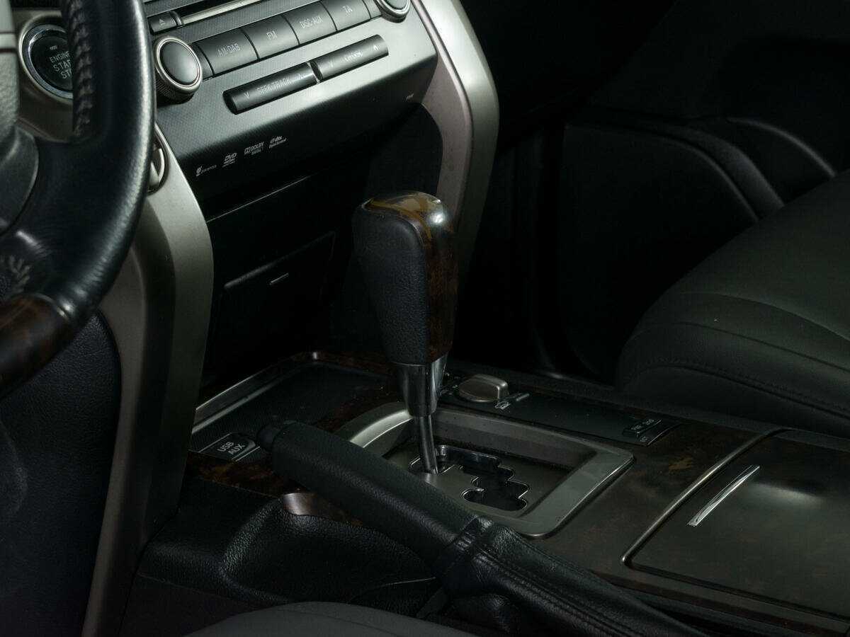 Купить Toyota Land Cruiser с пробегом. Фото: #17