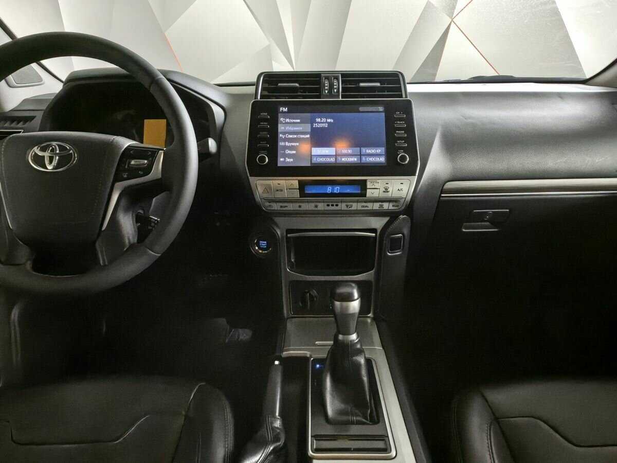 Купить Toyota Land Cruiser Prado с пробегом. Фото: #10