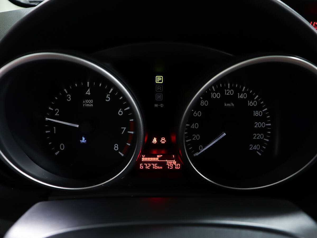 Купить Mazda 5 с пробегом. Фото: #12