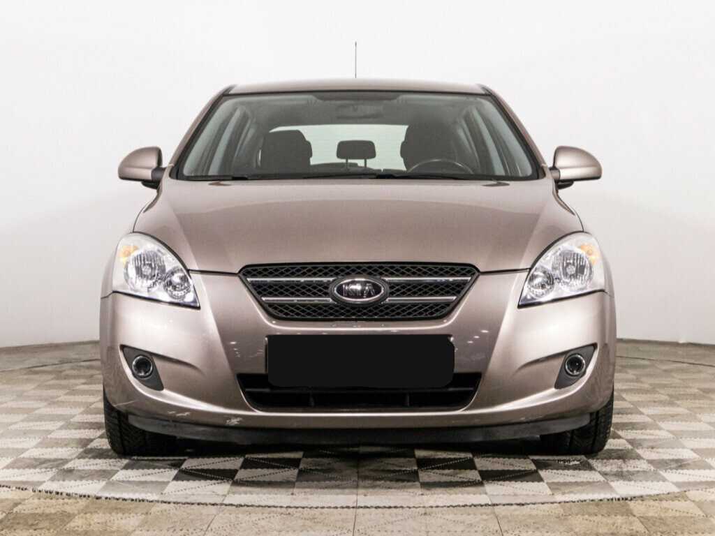 Купить Kia Ceed с пробегом. Фото: #1
