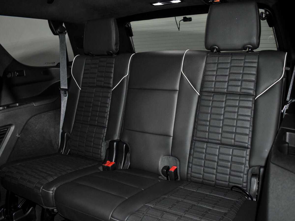 Купить Cadillac Escalade-V с пробегом. Фото: #13
