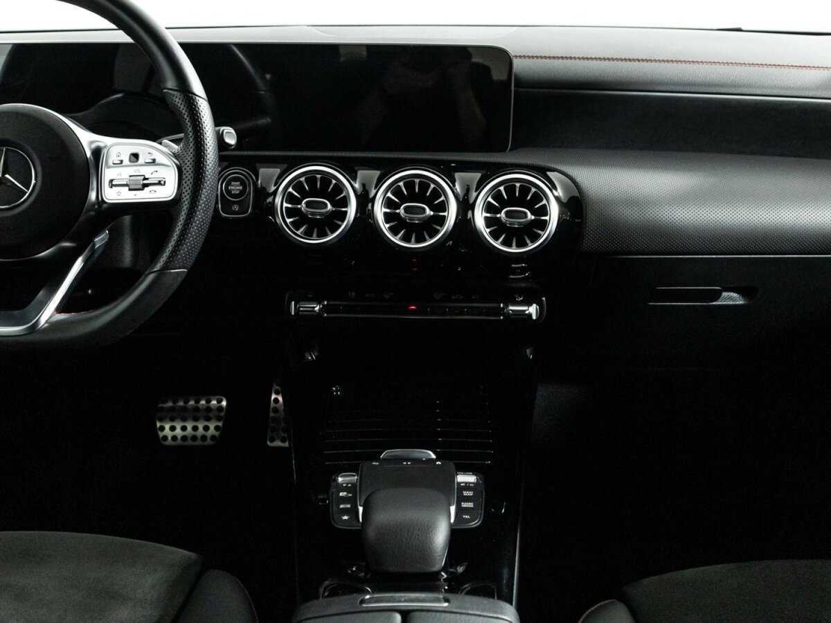 Купить Mercedes-Benz CLA с пробегом. Фото: #13