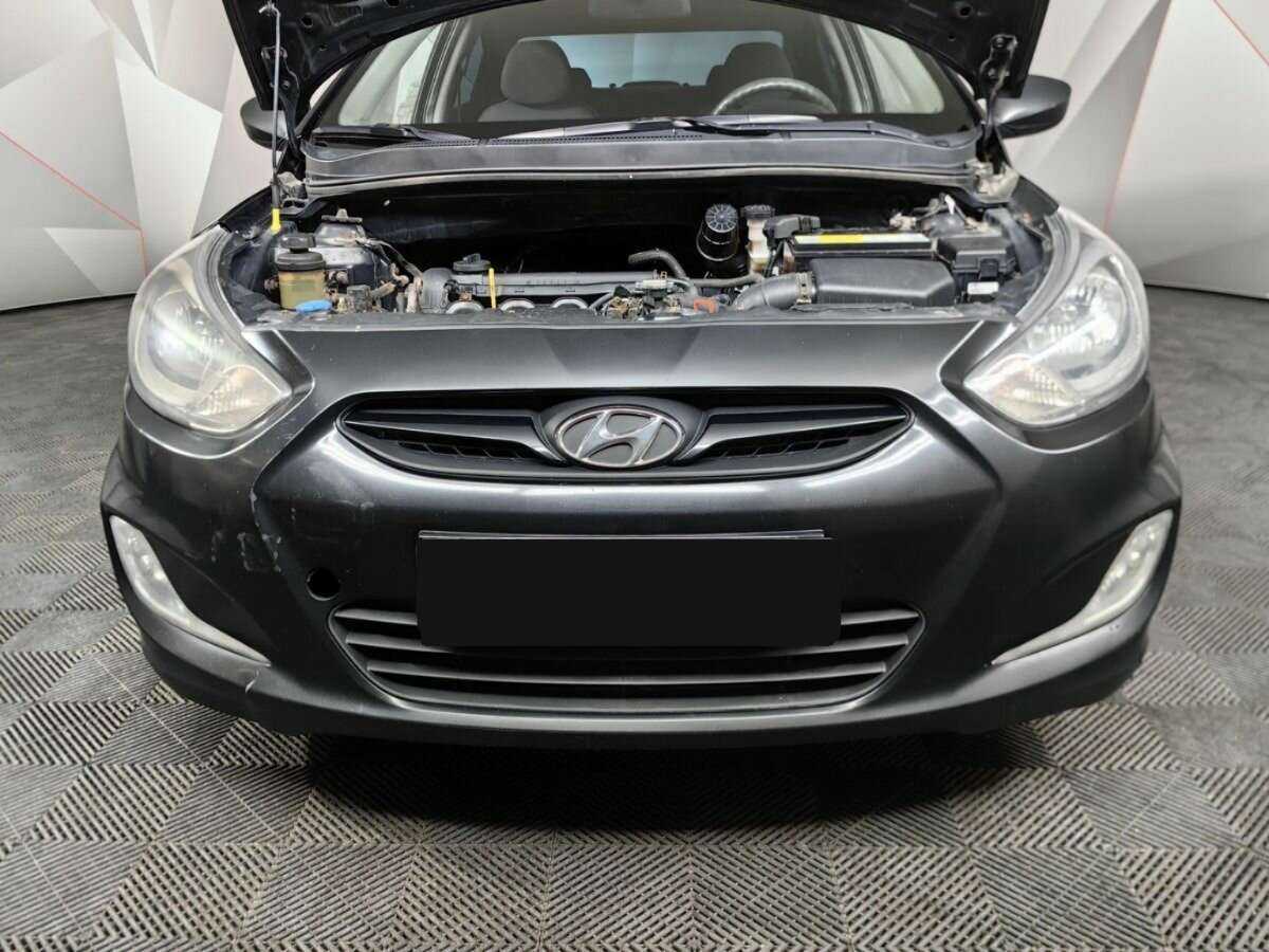 Купить Hyundai Solaris с пробегом. Фото: #17