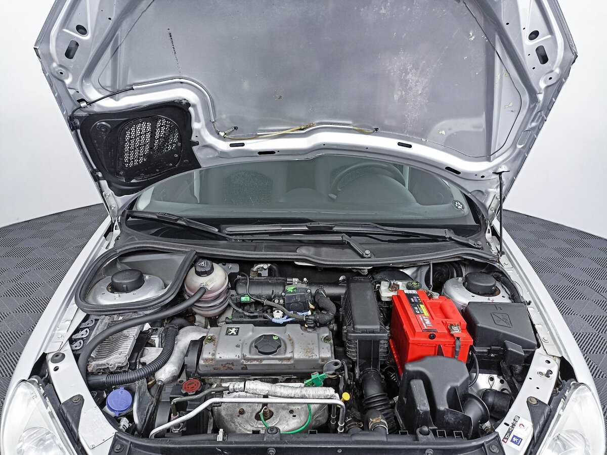 Купить Peugeot 206 с пробегом. Фото: #8