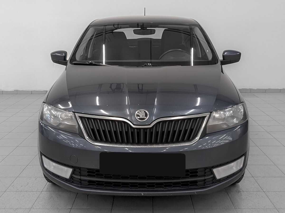Купить Skoda Rapid с пробегом. Фото: #1