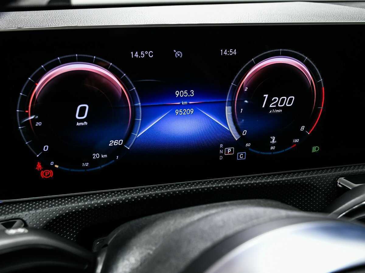Купить Mercedes-Benz CLA с пробегом. Фото: #9