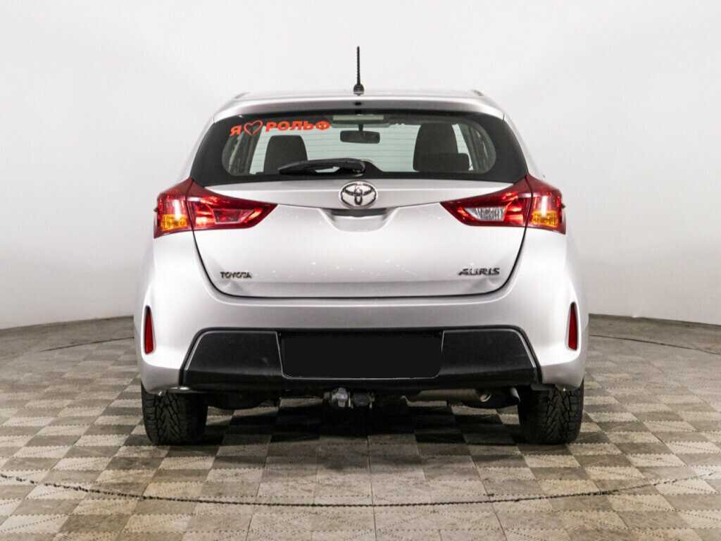 Купить Toyota Auris с пробегом. Фото: #5