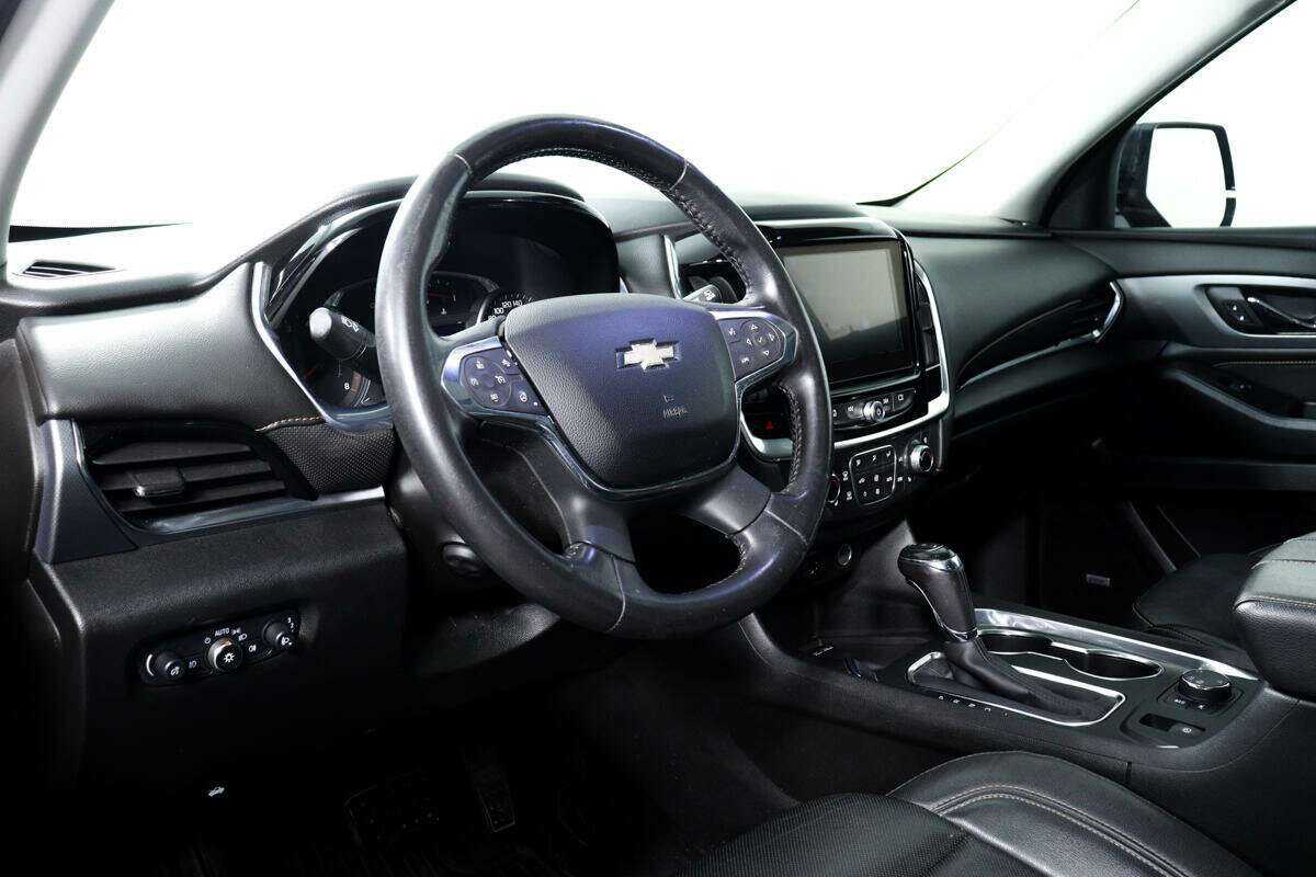 Купить Chevrolet Traverse с пробегом. Фото: #13