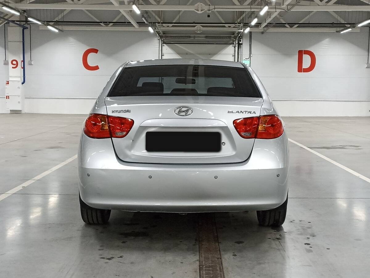 Купить Hyundai Elantra с пробегом. Фото: #5