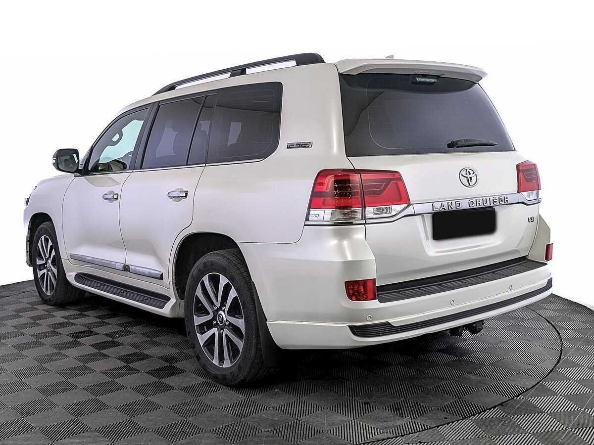 Купить Toyota Land Cruiser с пробегом. Фото: #6
