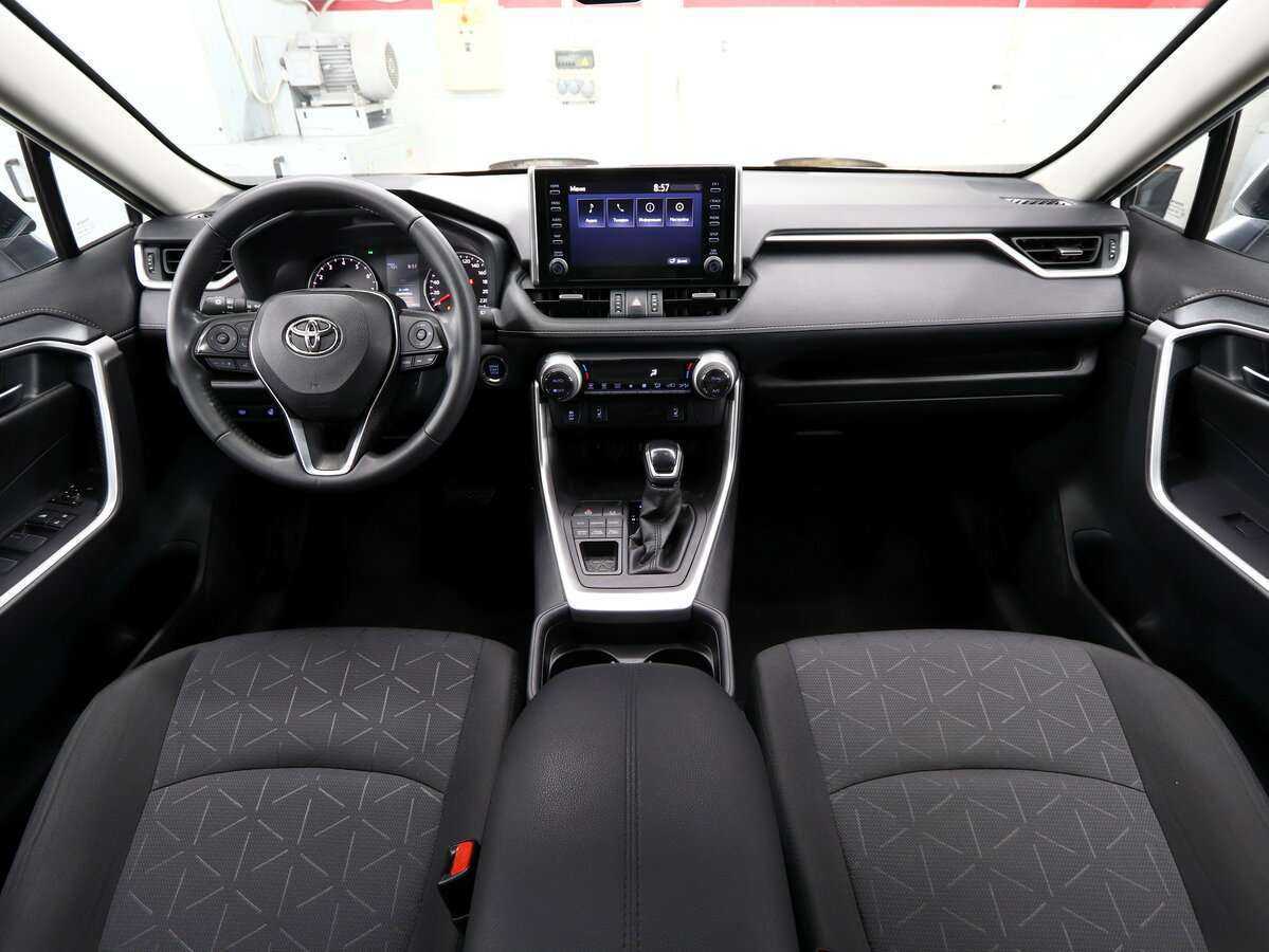 Купить Toyota RAV4 с пробегом. Фото: #8