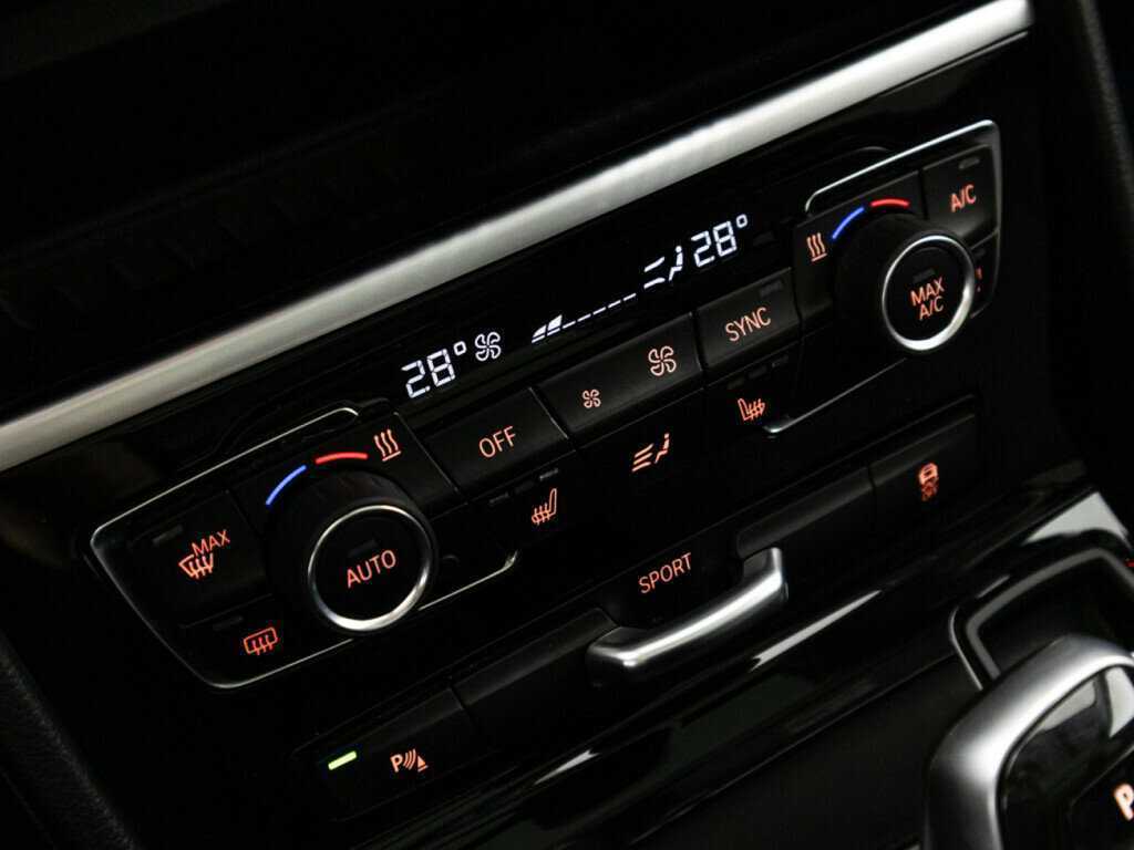 Купить BMW 2 серии Active Tourer с пробегом. Фото: #18
