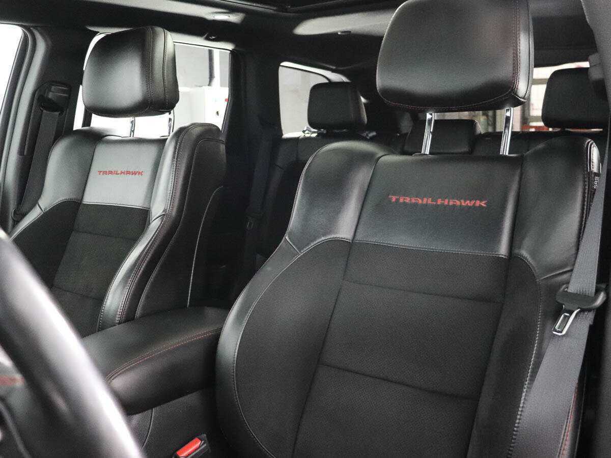 Купить Jeep Grand Cherokee с пробегом. Фото: #11