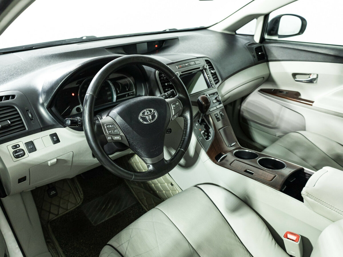 Купить Toyota Venza с пробегом. Фото: #8