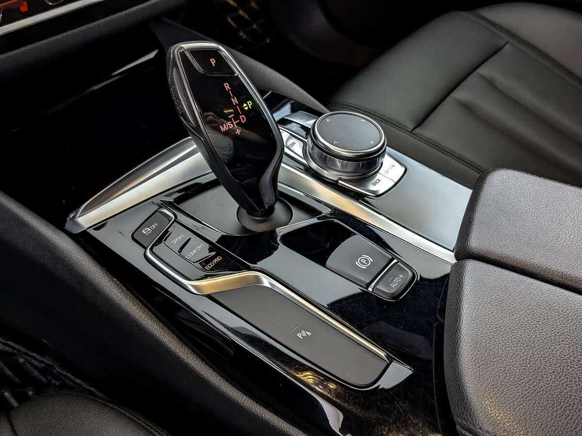Купить BMW 5 серии с пробегом. Фото: #21