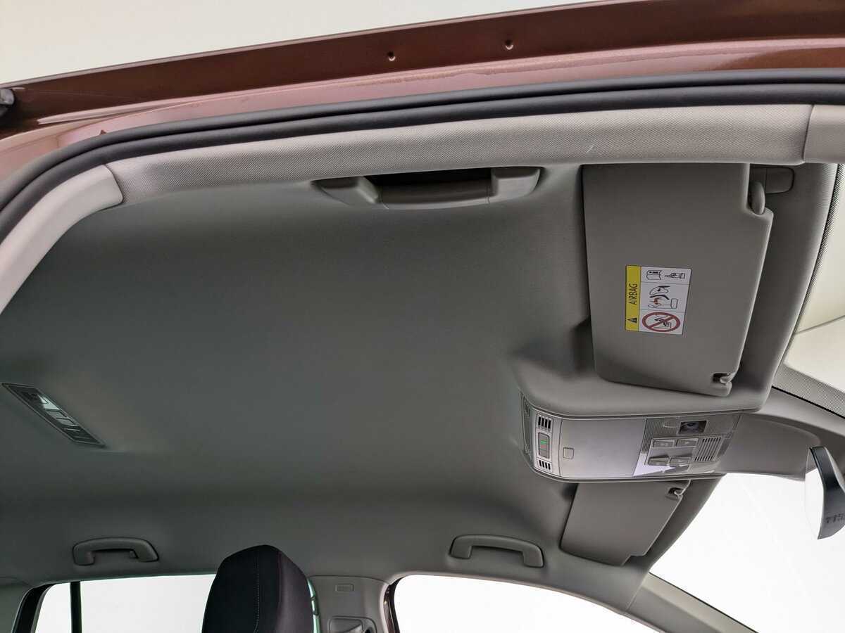 Купить Volkswagen Tiguan с пробегом. Фото: #17