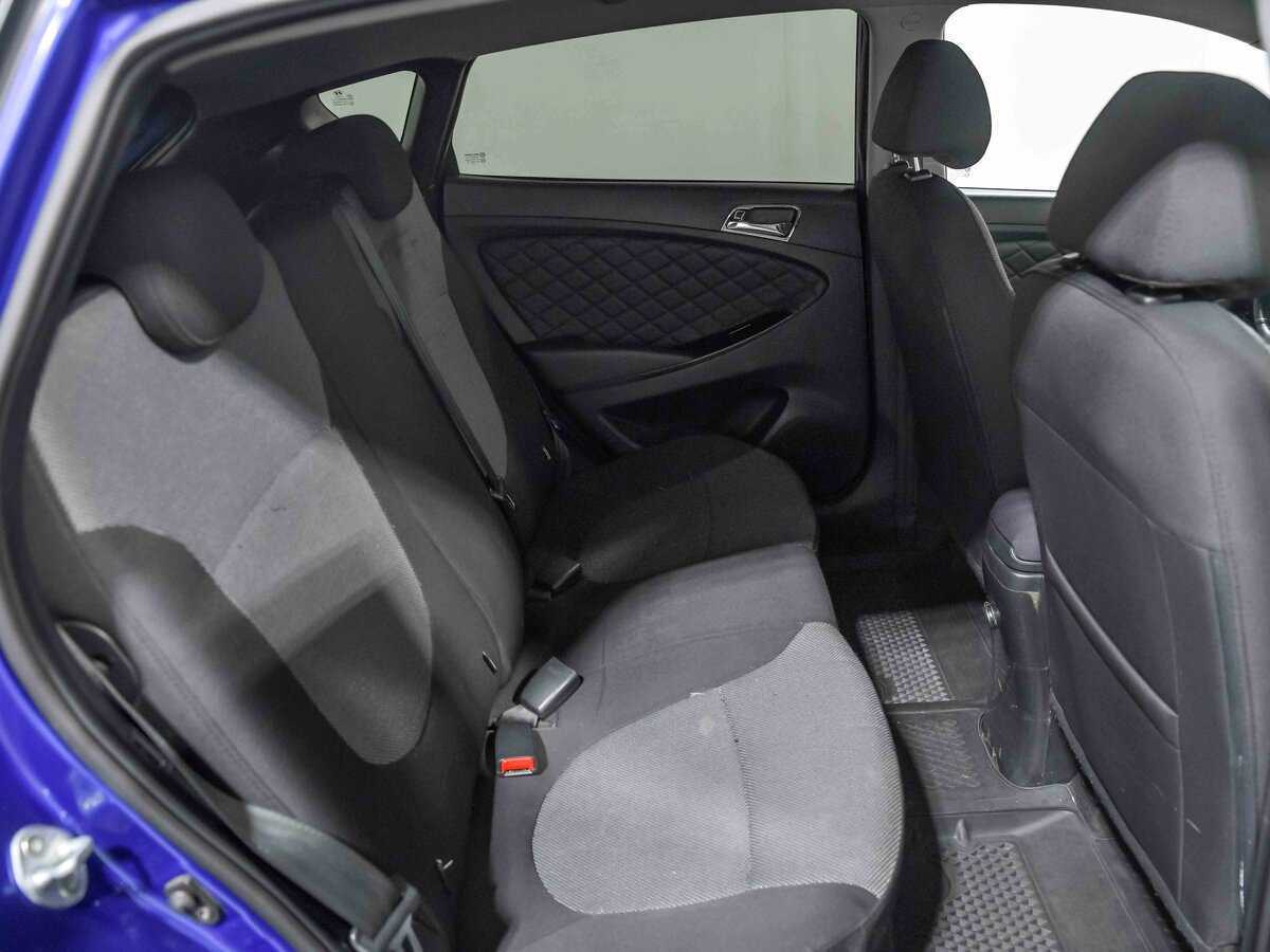 Купить Hyundai Solaris с пробегом. Фото: #12