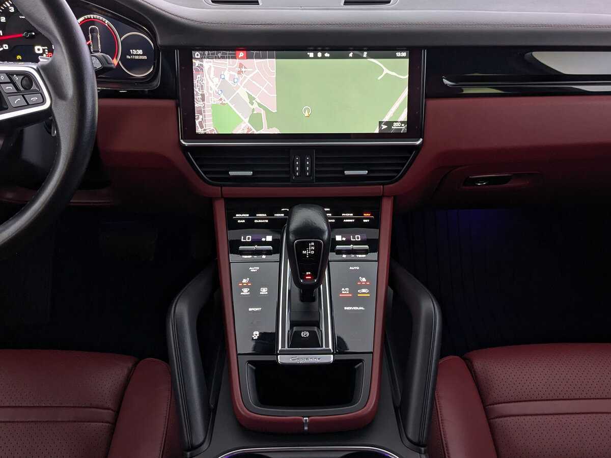 Купить Porsche Cayenne с пробегом. Фото: #16