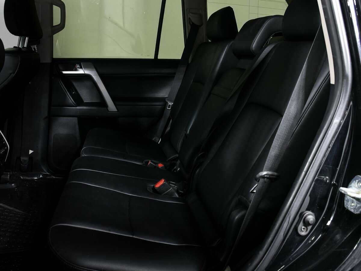 Купить Toyota Land Cruiser Prado с пробегом. Фото: #10