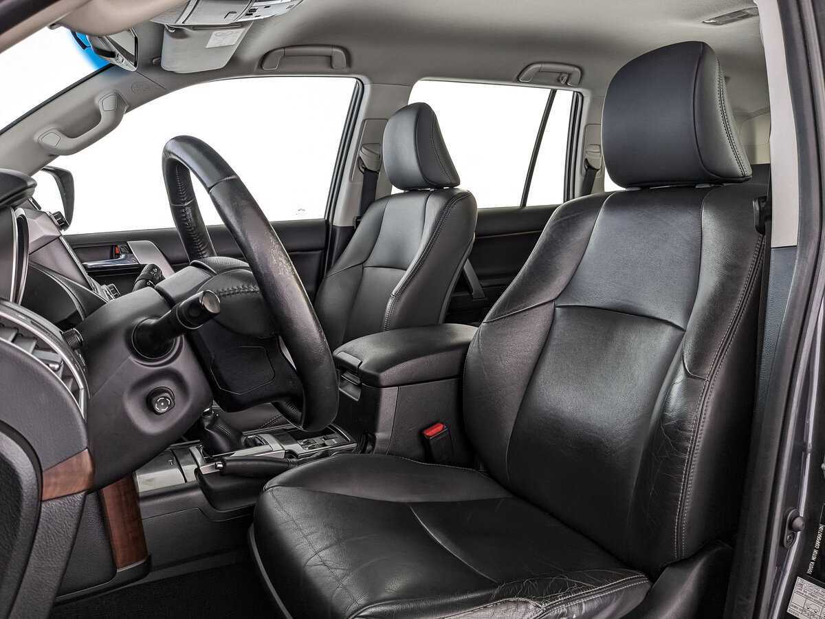 Купить Toyota Land Cruiser Prado с пробегом. Фото: #15