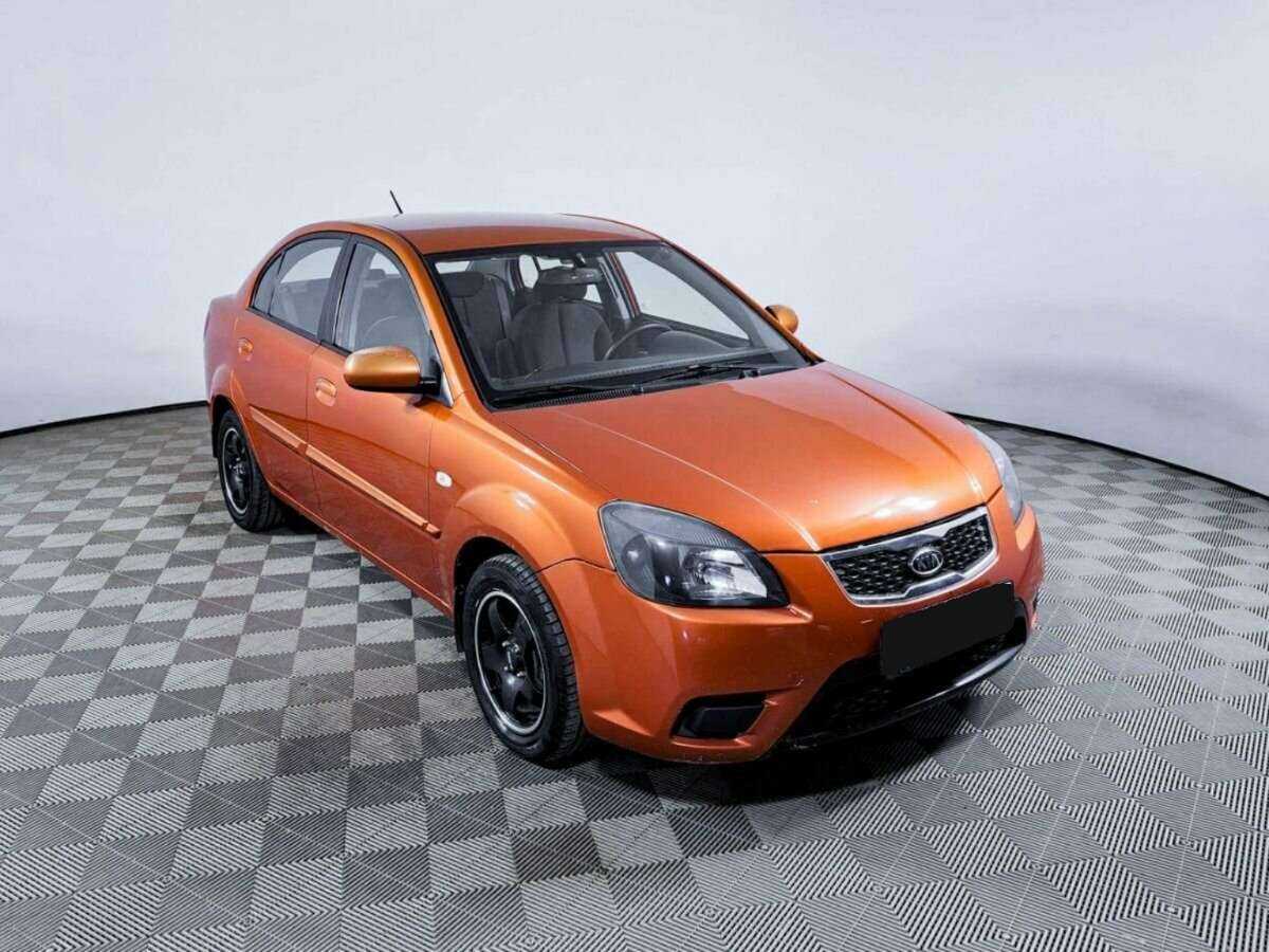 Купить Kia Rio с пробегом. Фото: #2