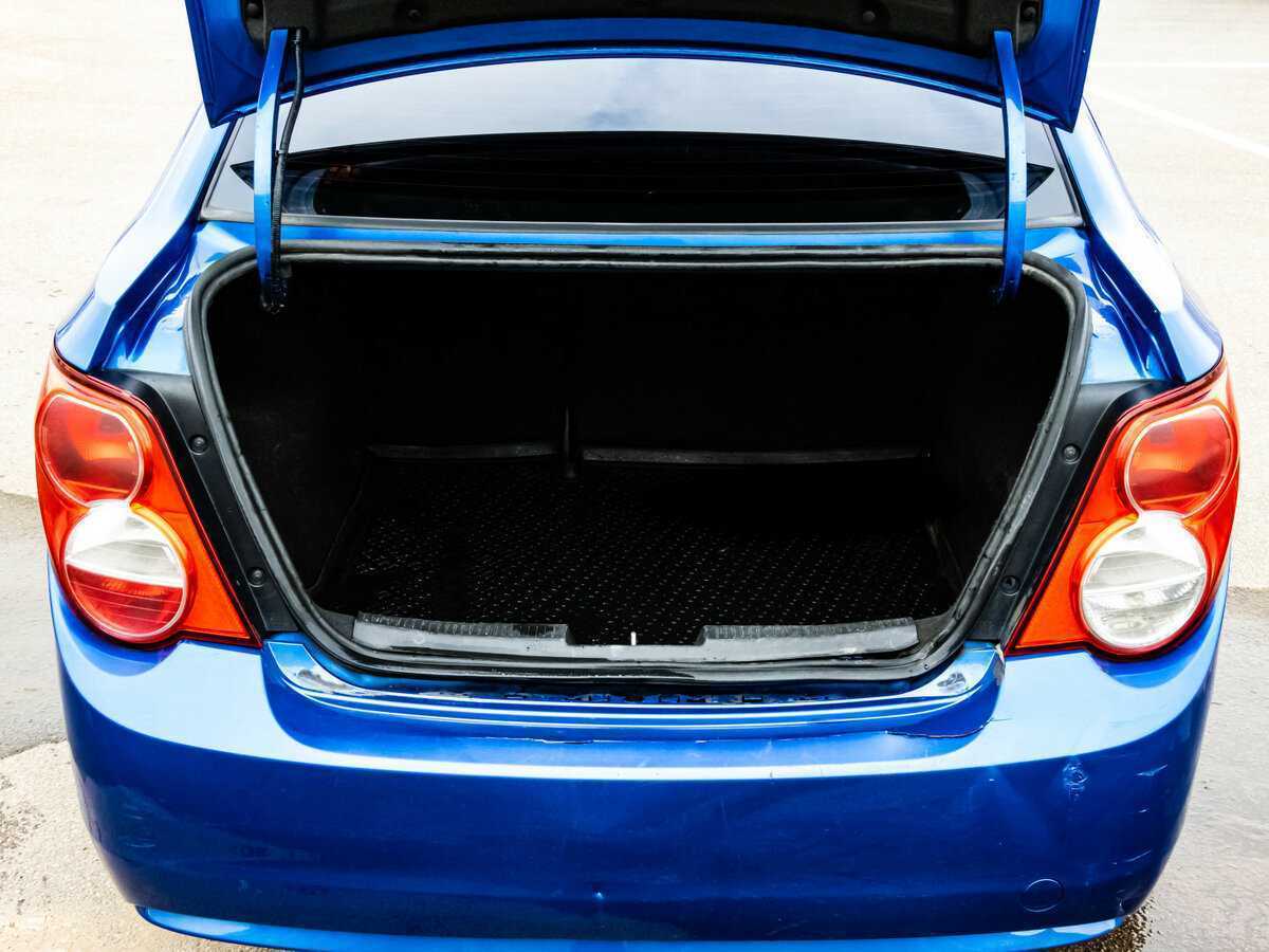 Купить Chevrolet Aveo с пробегом. Фото: #11