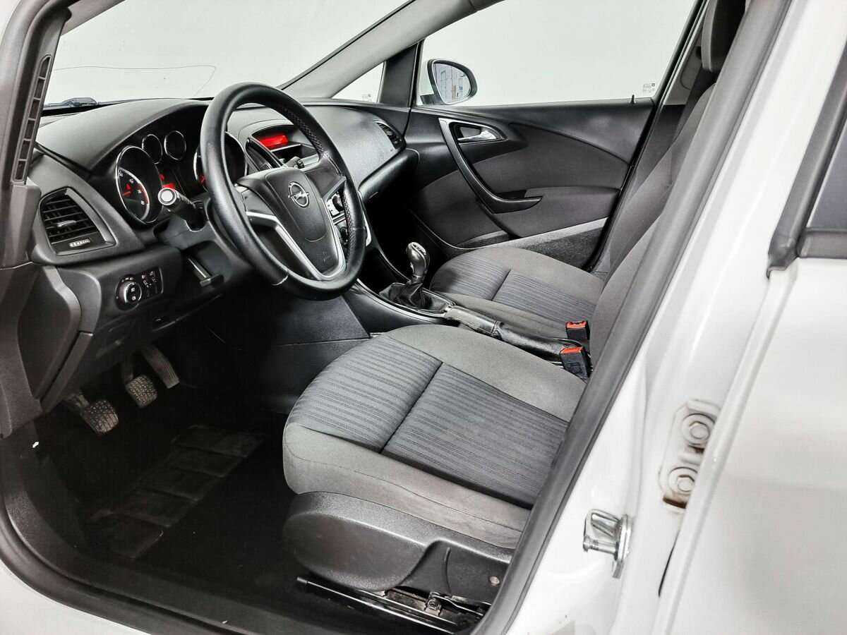 Купить Opel Astra с пробегом. Фото: #15