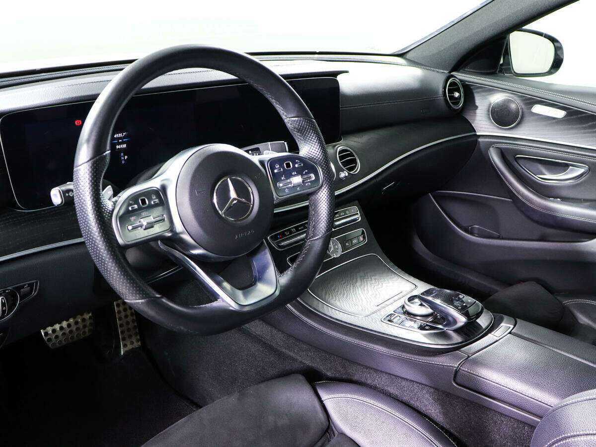 Купить Mercedes-Benz E-Класс с пробегом. Фото: #12