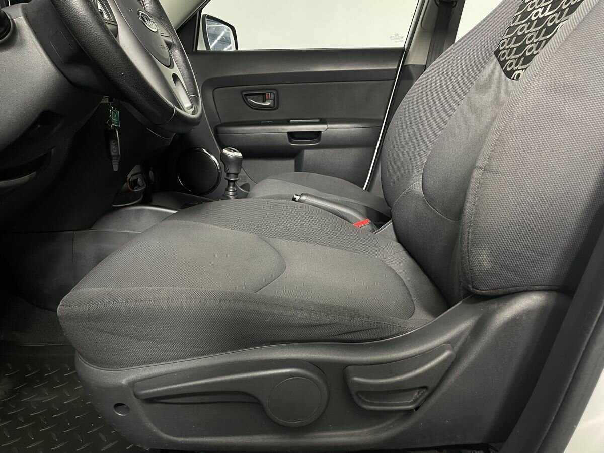 Купить Kia Soul с пробегом. Фото: #9