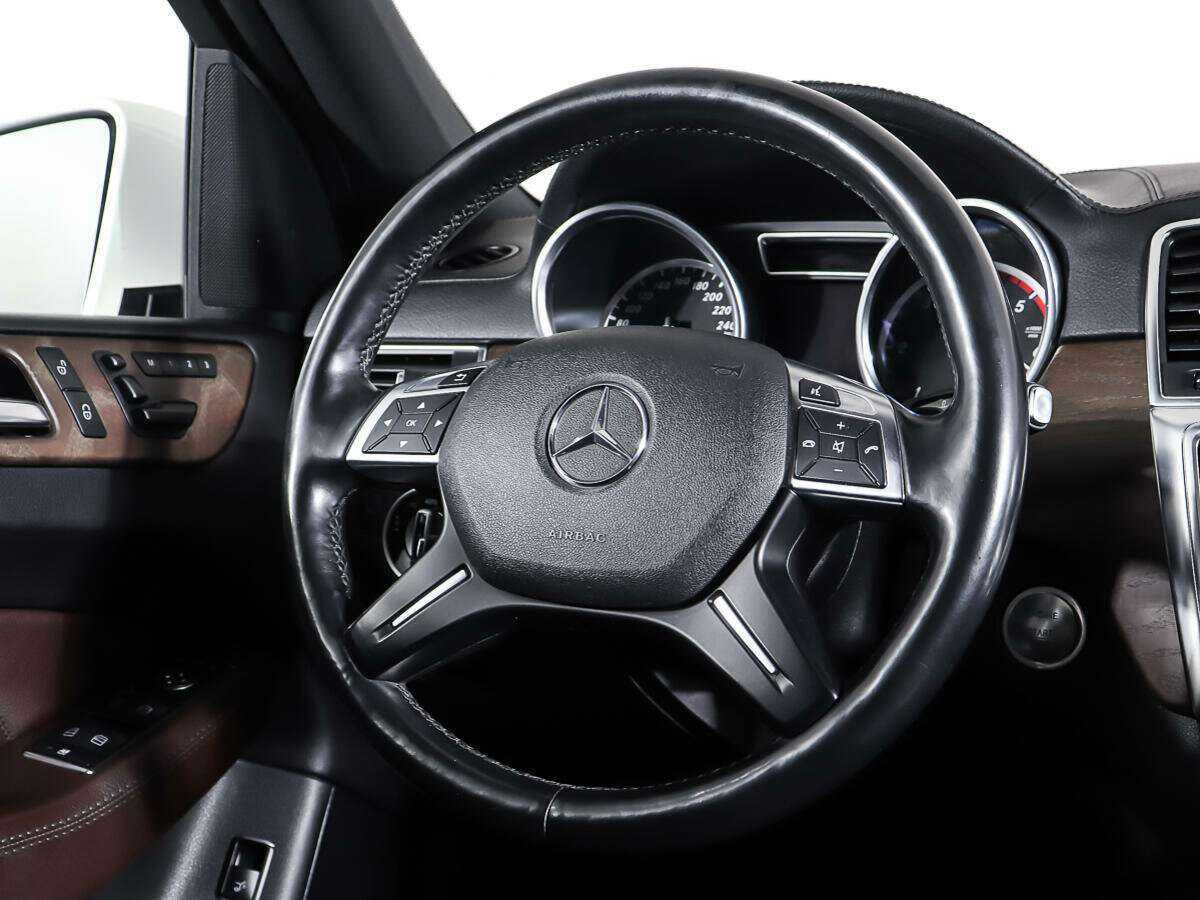 Купить Mercedes-Benz GL-Класс с пробегом. Фото: #17