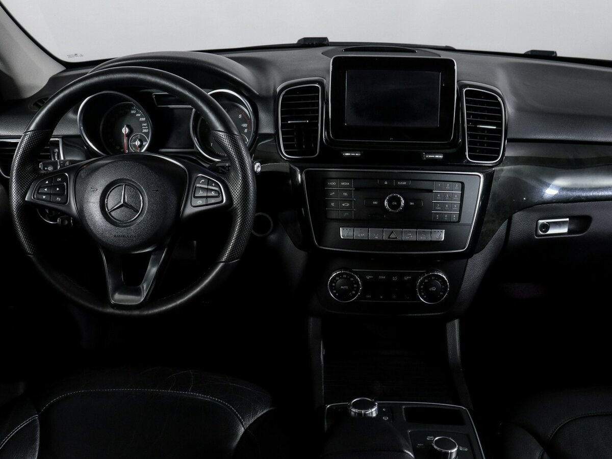 Купить Mercedes-Benz GLE с пробегом. Фото: #11
