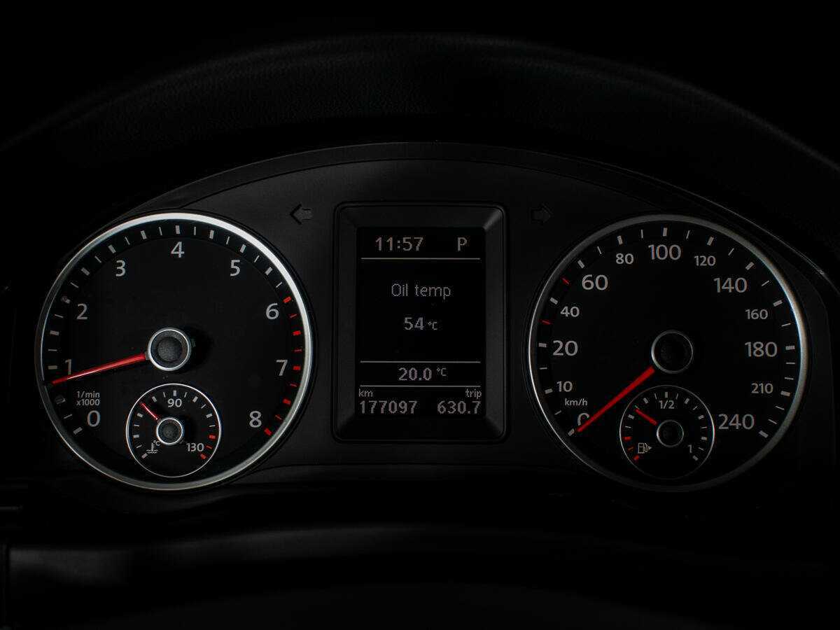 Купить Volkswagen Tiguan с пробегом. Фото: #9