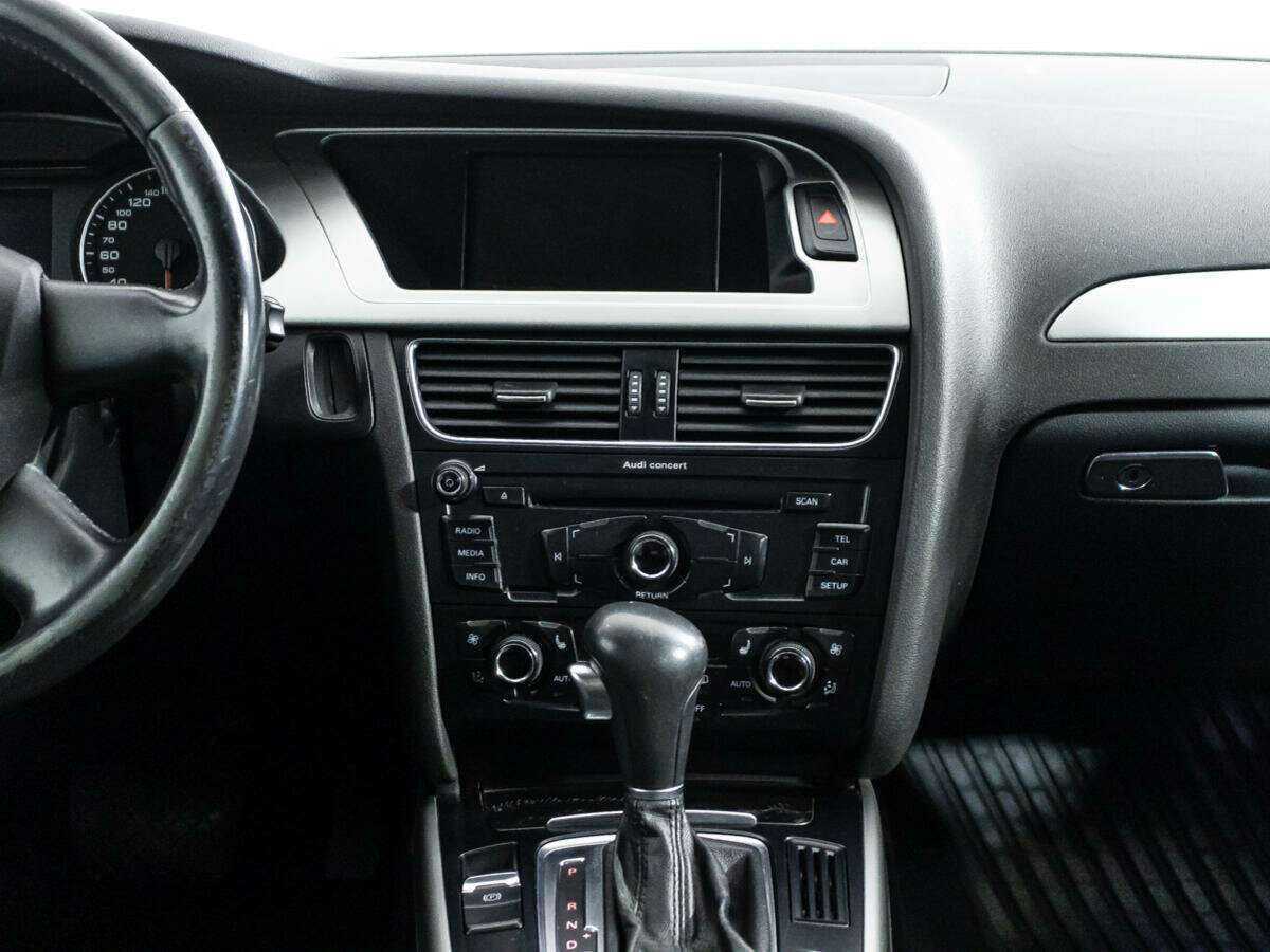 Купить Audi A4 с пробегом. Фото: #13