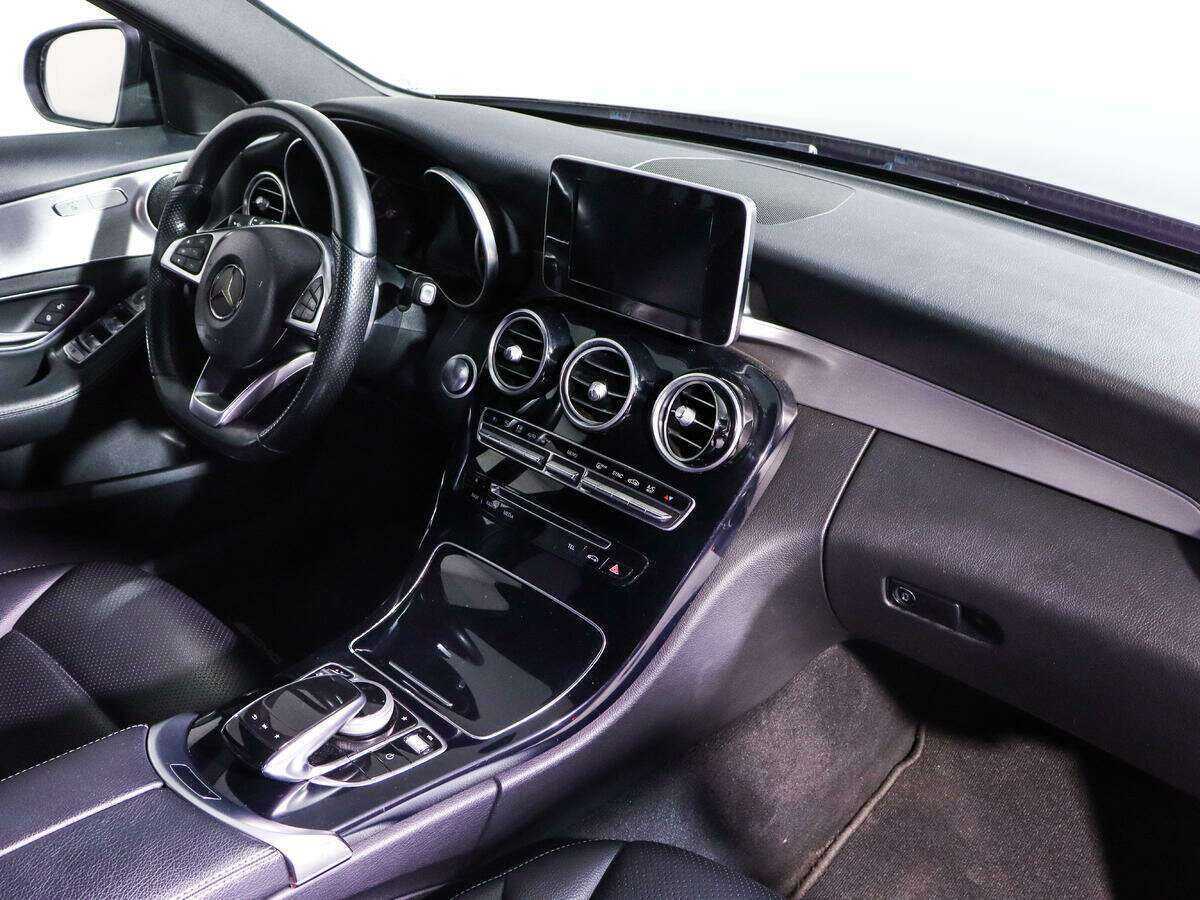 Купить Mercedes-Benz C-Класс с пробегом. Фото: #7