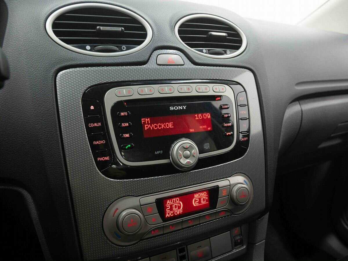 Купить Ford Focus с пробегом. Фото: #16