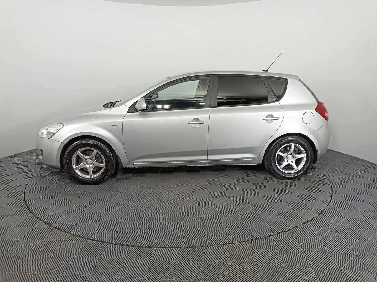 Купить Kia Ceed с пробегом. Фото: #7