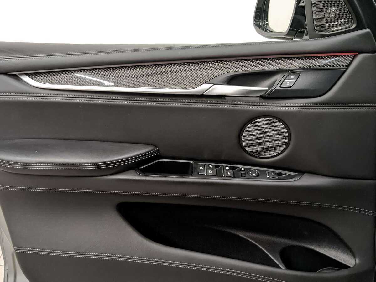 Купить BMW X5 M с пробегом. Фото: #13
