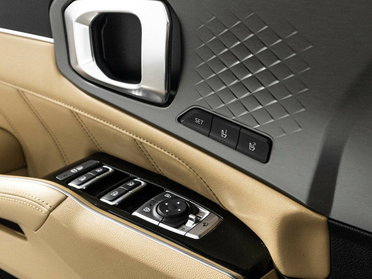 Купить Kia Sorento с пробегом. Фото: #21