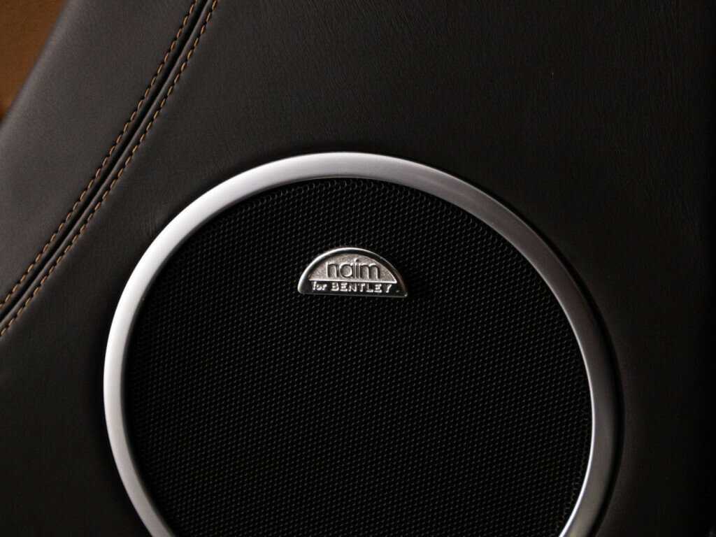 Купить Bentley Continental GT с пробегом. Фото: #24